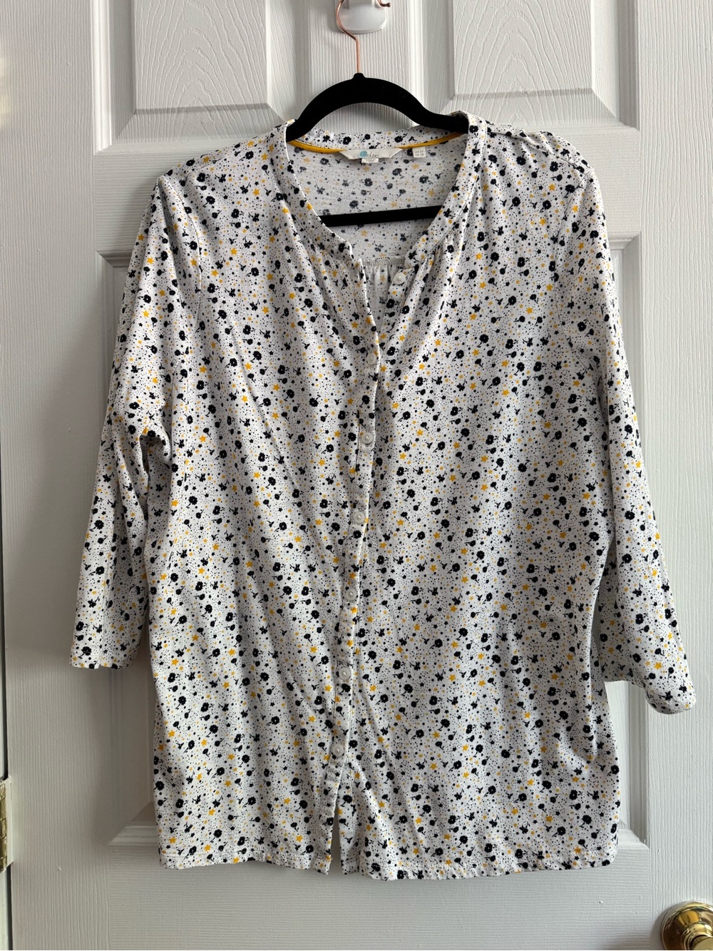 Boden White Button-Front Shirt Size 18 with 3/4 Sleeves & Flower Star Print